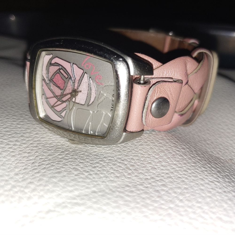 Fossil watch